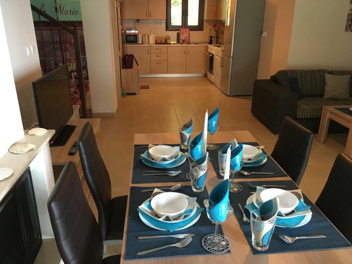 Villa Adria กริโอปียี ภายนอก รูปภาพ